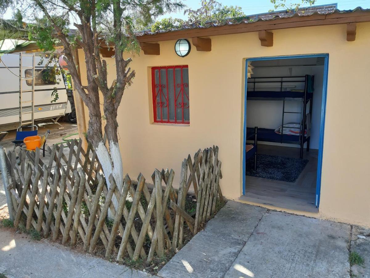 Country Rooms Near Athens - Airport Βραυρώνα Εξωτερικό φωτογραφία